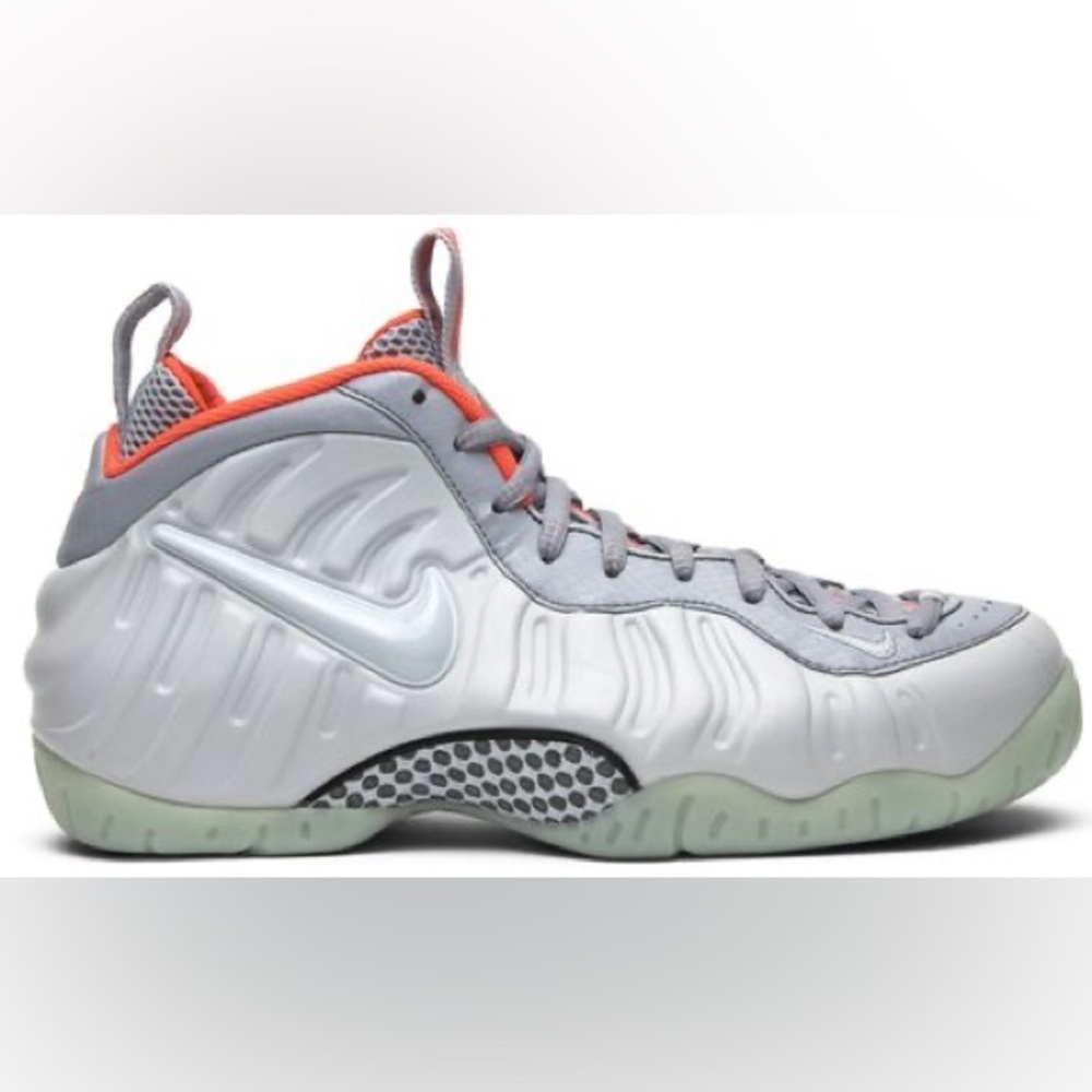 Nike foam posit Sz 7y good condition